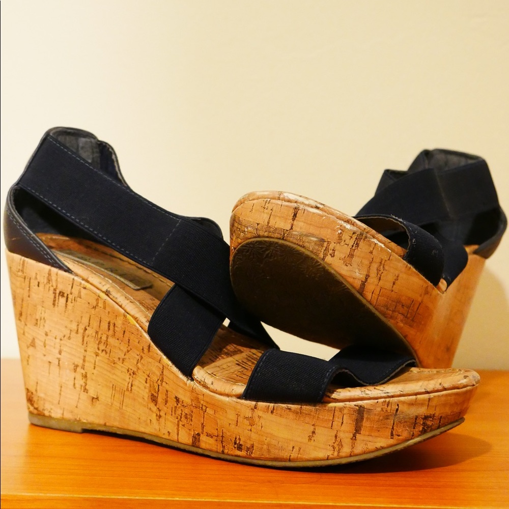 Esprit Wedges